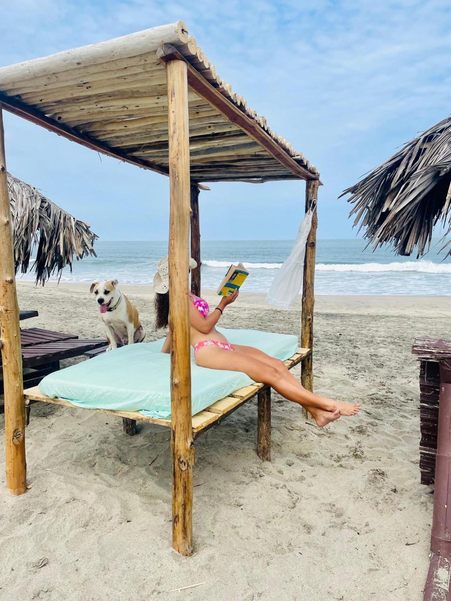 Un Dia Boutique Resort Playas Esterno foto