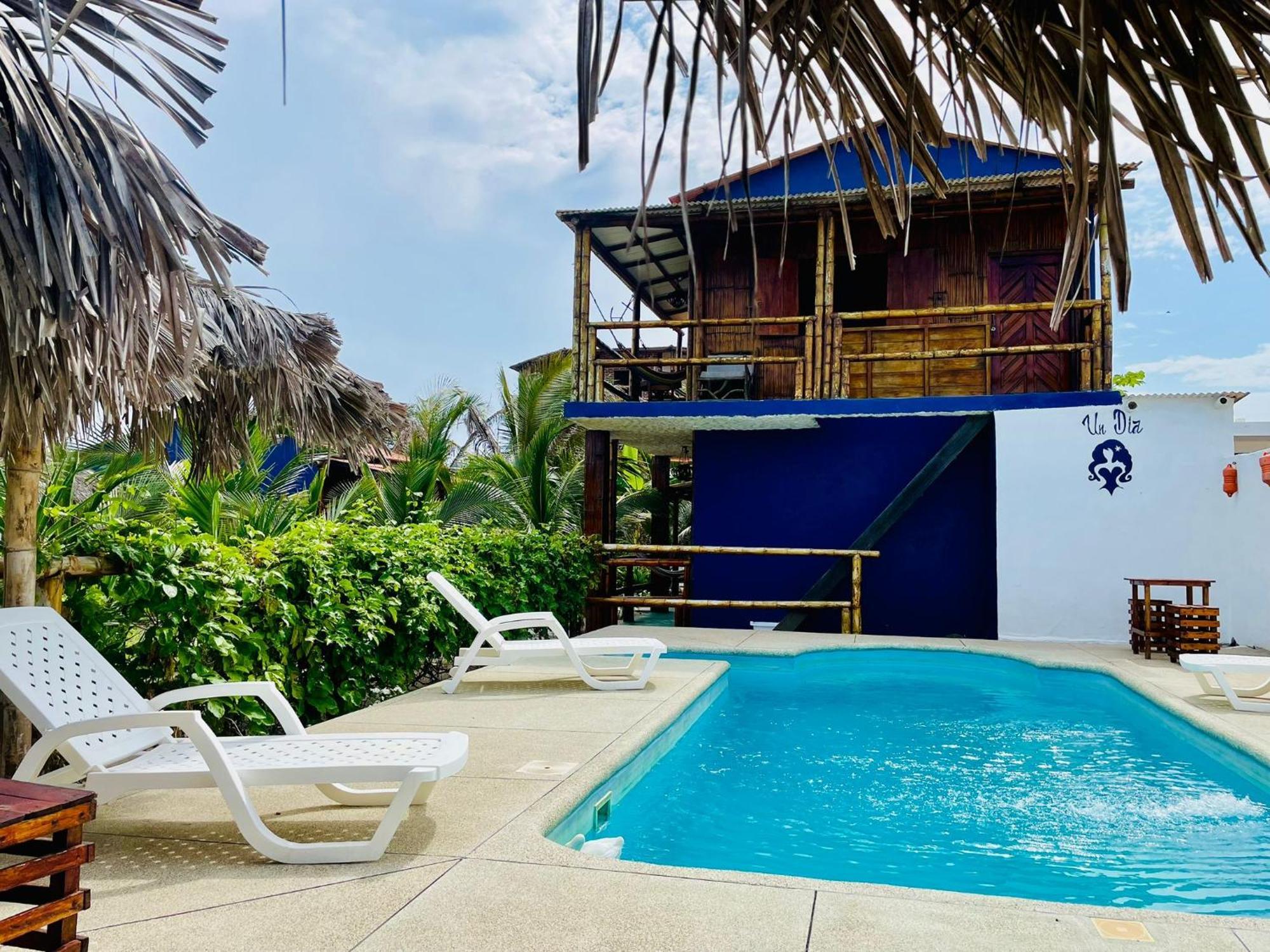 Un Dia Boutique Resort Playas Esterno foto
